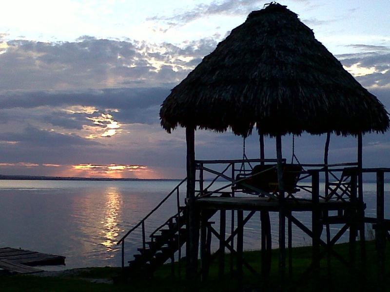 Hotel Camino Real Tikal‎ El Remate