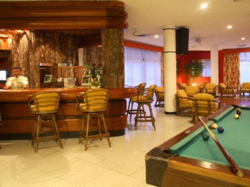 Hotel Camino Real Tikal‎